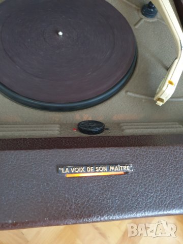 Много рядък грамофон LA VOIX DE SON MAITRE, снимка 6 - Антикварни и старинни предмети - 41101008