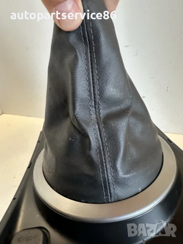 Селектор на скоростен лост кожен черен LHD за Mazda CX-7 2.2D (2011) EH6464341, снимка 2 - Части - 53653985