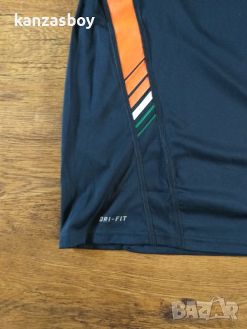 nike dri fit - страхотна мъжка тениска КАТО НОВА, снимка 5 - Тениски - 41976571