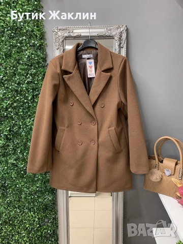 Елегантно дамско палто , снимка 2 - Палта, манта - 52620578