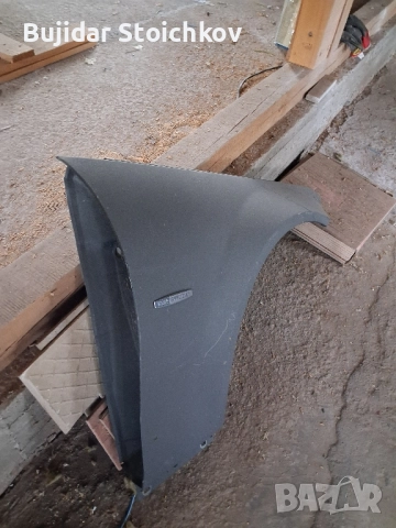 Преден десен калник за Мерцедес W204, снимка 2 - Части - 52015993