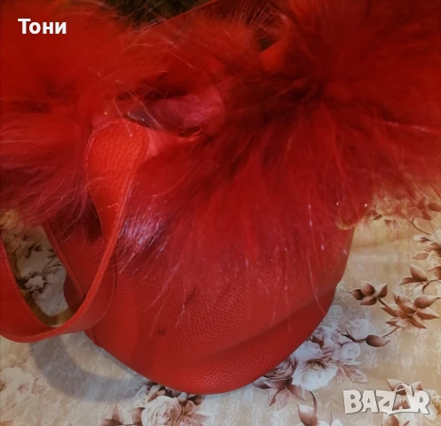 Нова Кожена Дамска Чанта с Пух, снимка 6 - Чанти - 52789993