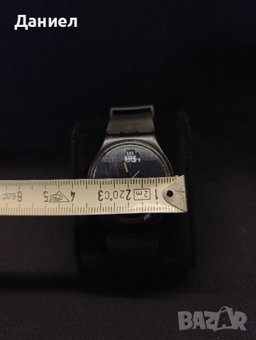 Часовник Swatch, снимка 4 - Антикварни и старинни предмети - 52260194