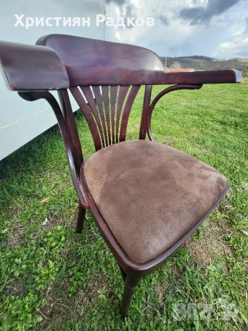 Виенски стол кафява алкантара, снимка 2 - Столове - 49935884