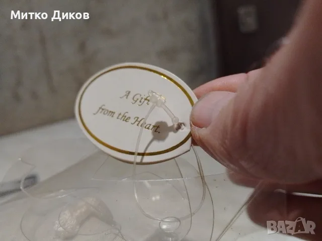 Сватбени халки с два гълъба - стъклена сватбена фигурка с позлата и гълъби в кутийка нова на Елеон, снимка 4 - Декорация - 56230802