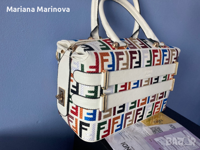 Дамска чанта Fendi, снимка 7 - Чанти - 44596785