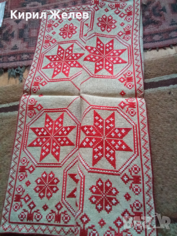 Каре бродирано 44094, снимка 6 - Колекции - 44601777