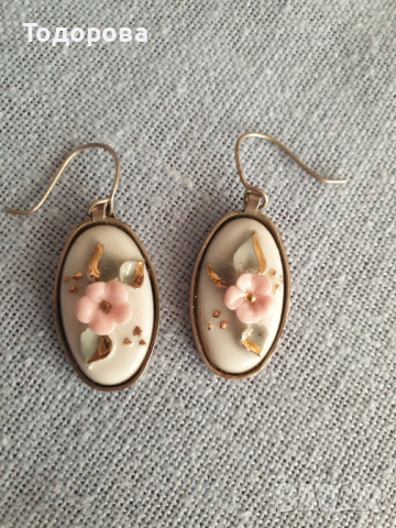 Стилни порцеланови обици