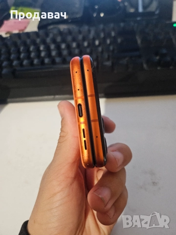 Motorola Razr 50 цял за части, снимка 6 - Samsung - 52867760