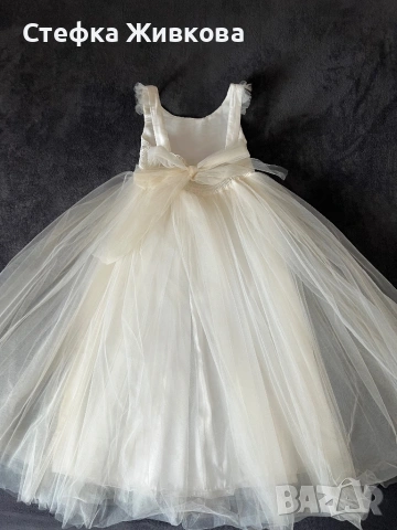 Детска рокля, снимка 2 - Детски рокли и поли - 53719055