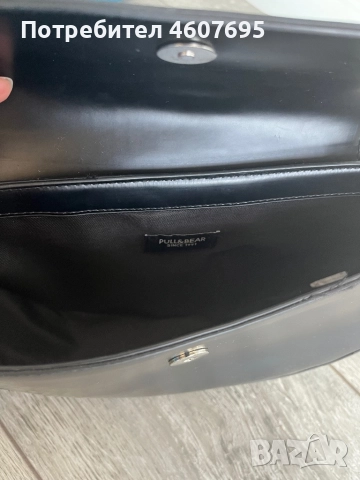 Дамска черна чанта , снимка 5 - Чанти - 51870113