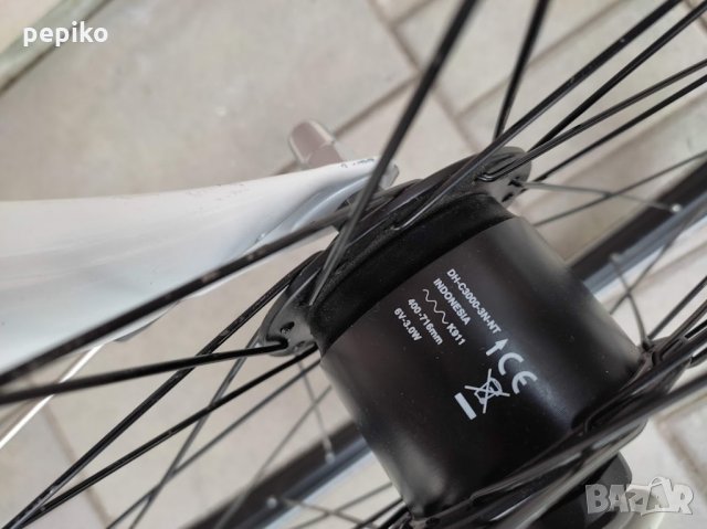 Продавам колела внос от Германия алуминиев велосипед TRETWERK SOLIS 28 цола динамо главина амортисьо, снимка 5 - Велосипеди - 35815933