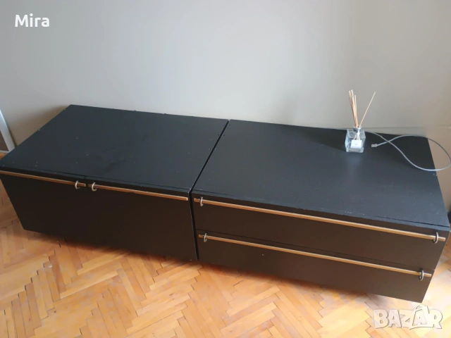 Шкафчета за под телевизор