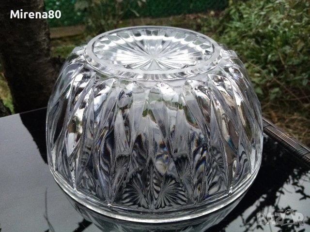 Кристална купа, снимка 5 - Чинии - 53432816