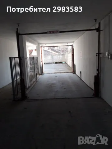 Подземно паркомясто под наем за мотор в района на автогара Варна, 50 лв.