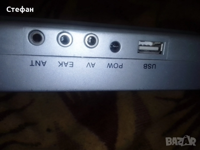 телевизор за автомобил със стойка , снимка 5 - Телевизори - 51685966