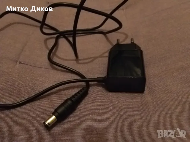 Зарядно мобилен има снимка на модела отлично