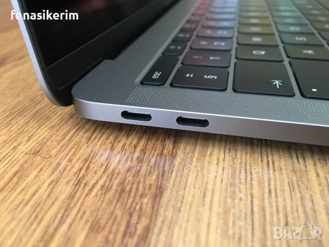 13.3' Core i5 Apple MacBook Pro Mid 2017 8GB RAM/256GB SSD/Бат 6ч, снимка 12 - Лаптопи за работа - 52672304