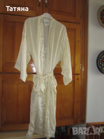 пижама ест.коприна/сатен/ –унисекс- VIRGINIA  BEACH;   ХАЛАТ- LILIAN  VENON  ;БЕЛЪО, снимка 10 - Бельо - 22121947