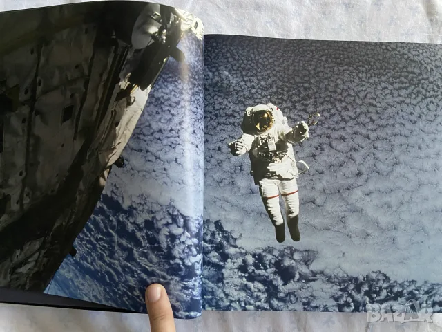 Луксозен фотоалбум "През обектива: Великите фотографии" - National Geographic (Твърди корици), снимка 4 - Изкуство, музика, кино и фотография - 56052368