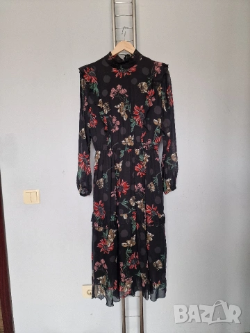 Страхотна дамска рокля HUGO BOSS размер 42 , снимка 8 - Рокли - 53008877