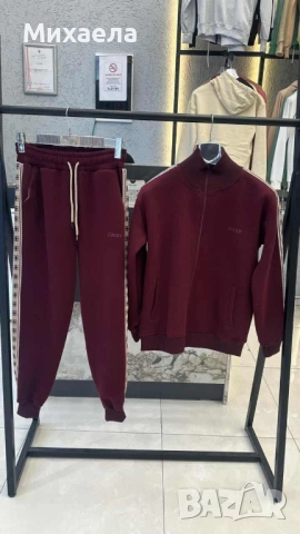 Ватирани дамски комплекти Guess - няколко цвята - 75 лв., снимка 6 - Спортни екипи - 52309534