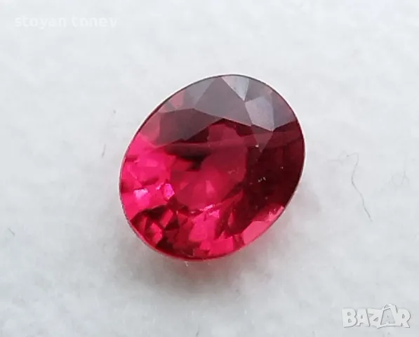 Шеметен естествен рубин с VS чистота - 0.67кт.! Сертифициран! Нов! , снимка 5 - Други - 47232461