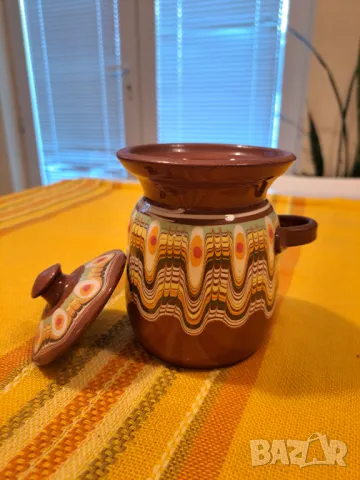 Глинено гърне с капак