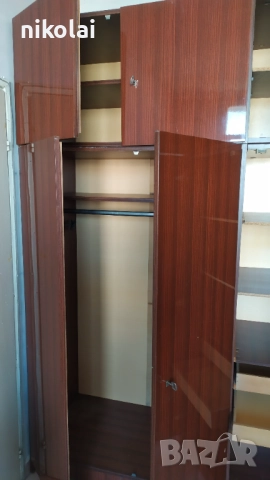 Триклирен гардероб с надстройка , снимка 2 - Гардероби - 51527661