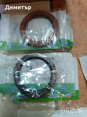 Семеринги различни размери SKF над 100 бр., снимка 3 - Резервни части за машини - 40726136