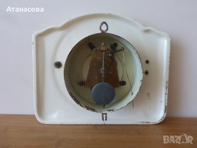 Немски стенен порцеланов часовник с ключ 1930 г, снимка 8 - Антикварни и старинни предмети - 52103449
