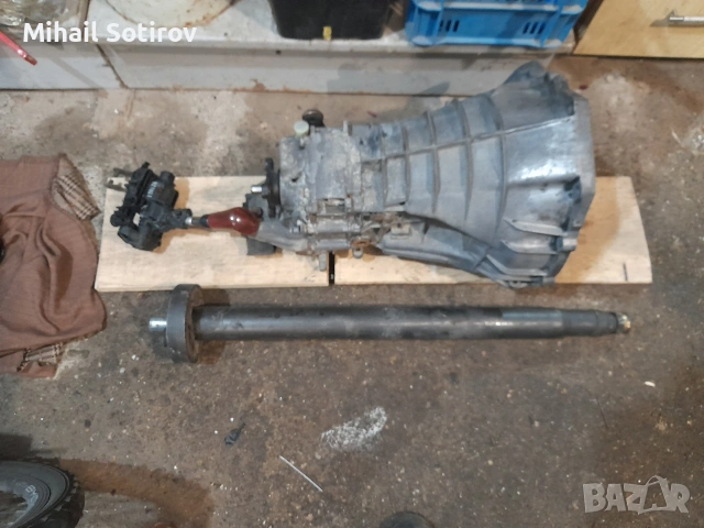 Скоростна кутия, кардан и селектор за Мерцедес 124