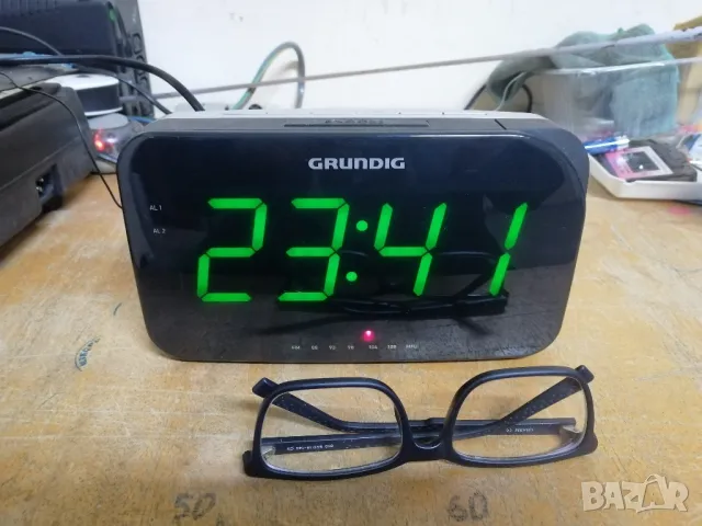 Радиочасовник GRUNDIG SONOCLOCK 490, снимка 1