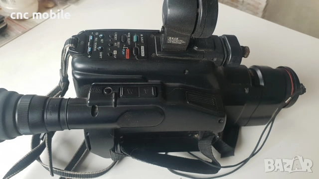 Видео камера Canon E60, снимка 5 - Камери - 53390957