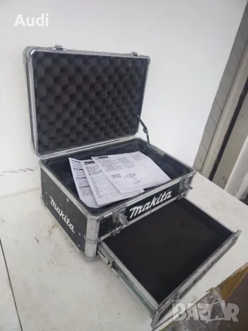 Алуминиев куфар за инстрименти MAKITTA  Бонус 4 книжки с инструкции и упътване за винтоверт MAKITTA, снимка 6 - Куфари с инструменти - 49872690
