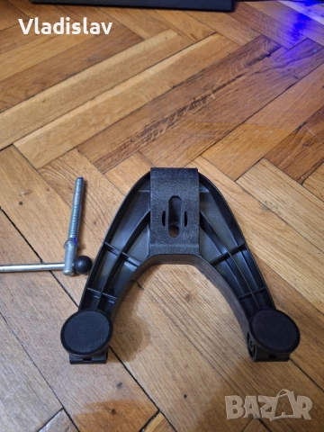 Волан Thrustmaster TX Racing Wheel Leather + Thrustmaster TH8S Shifter, снимка 7 - Джойстици и геймпадове - 51988945