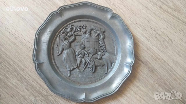 Калаена релефна чиния