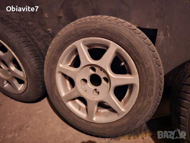 Продавам комплект от 4 лети джанти за кола 13', снимка 4 - Гуми и джанти - 51318818