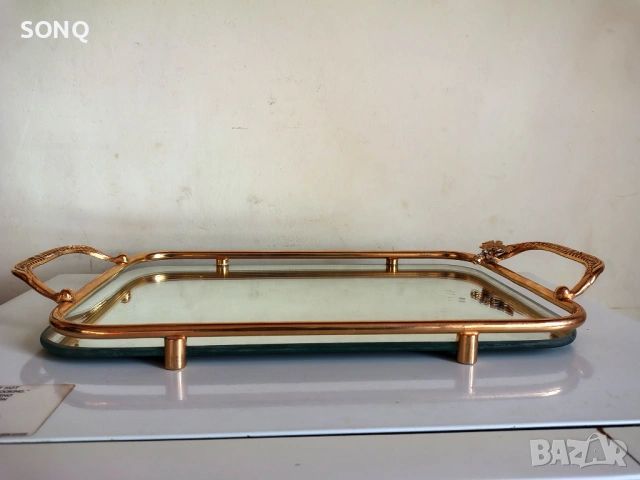 Прекрасен Огледален Позлатен Поднос, снимка 5 - Прибори за хранене, готвене и сервиране - 53600182
