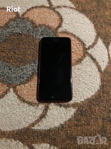 Продавам iPhone SE 2020г, снимка 2 - Apple iPhone - 53670018