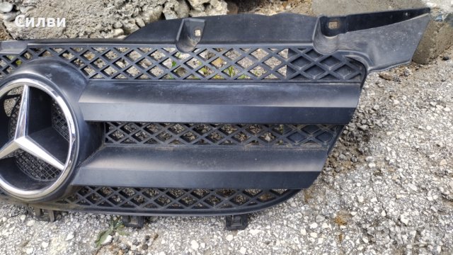 Предна решетка за Мерцедес Спринтер от Mercedes Sprinter, снимка 2 - Части - 41659931