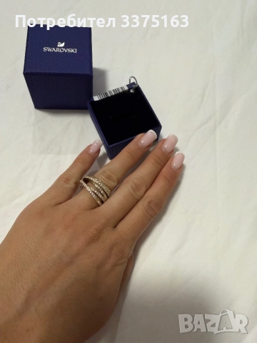 Пръстен Swarovski, снимка 4 - Пръстени - 51824421
