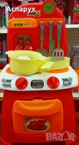 Детска пластмасова кухня с аксесоари с звук и светлина Червена мини, снимка 1 - Образователни игри - 41604387