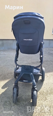 Продавам запазена бебешка количка 3 в 1