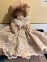 Порцеланова кукла, снимка 2