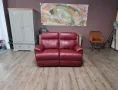 Червен кожен диван двойка с електрически релаксиращ механизъм, снимка 1