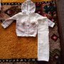 Жилетка с качулка и панталон , снимка 1 - Комплекти за бебе - 44457874