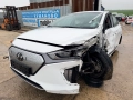 Hyundai Ioniq Electric 136 кс, ел.двигател EM10, ск.кутия G7KPEU300053, 46 000 км., 2021 г., Хюндай , снимка 1