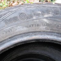 Зимна гума Дънлоп, снимка 2 - Гуми и джанти - 38668588