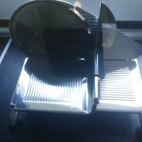 Колбасорезачка Ръчна машина за рязане Слайс машина GRAEF, снимка 13 - Кухненски роботи - 41984682